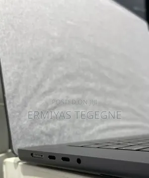 New Laptop Apple MacBook Pro M1 16GB Apple M1 SSD 512GB