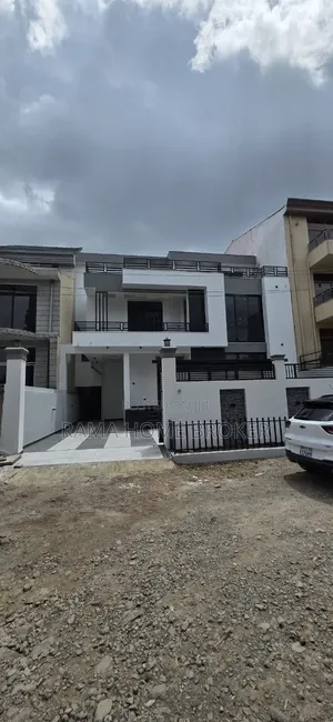 Furnished 6bdrm House in ሲምሲ አካባቢ, Yeka for sale