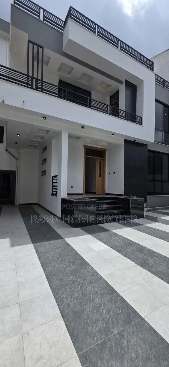 Furnished 6bdrm House in ሲምሲ አካባቢ, Yeka for sale