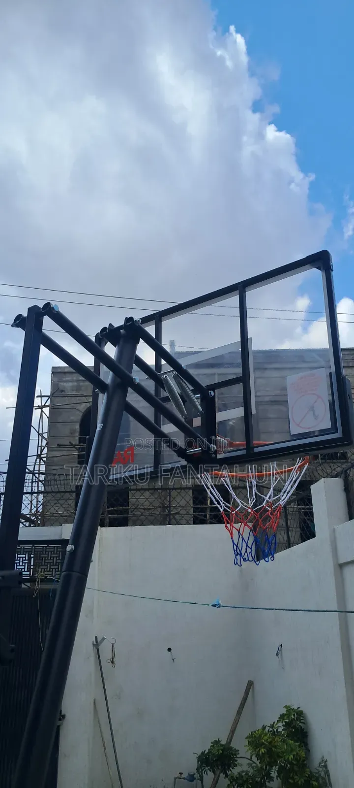 Raf Basketball Stand