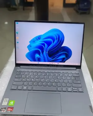 New Laptop Lenovo Yoga 7i 16GB AMD Ryzen 7 SSD 512GB