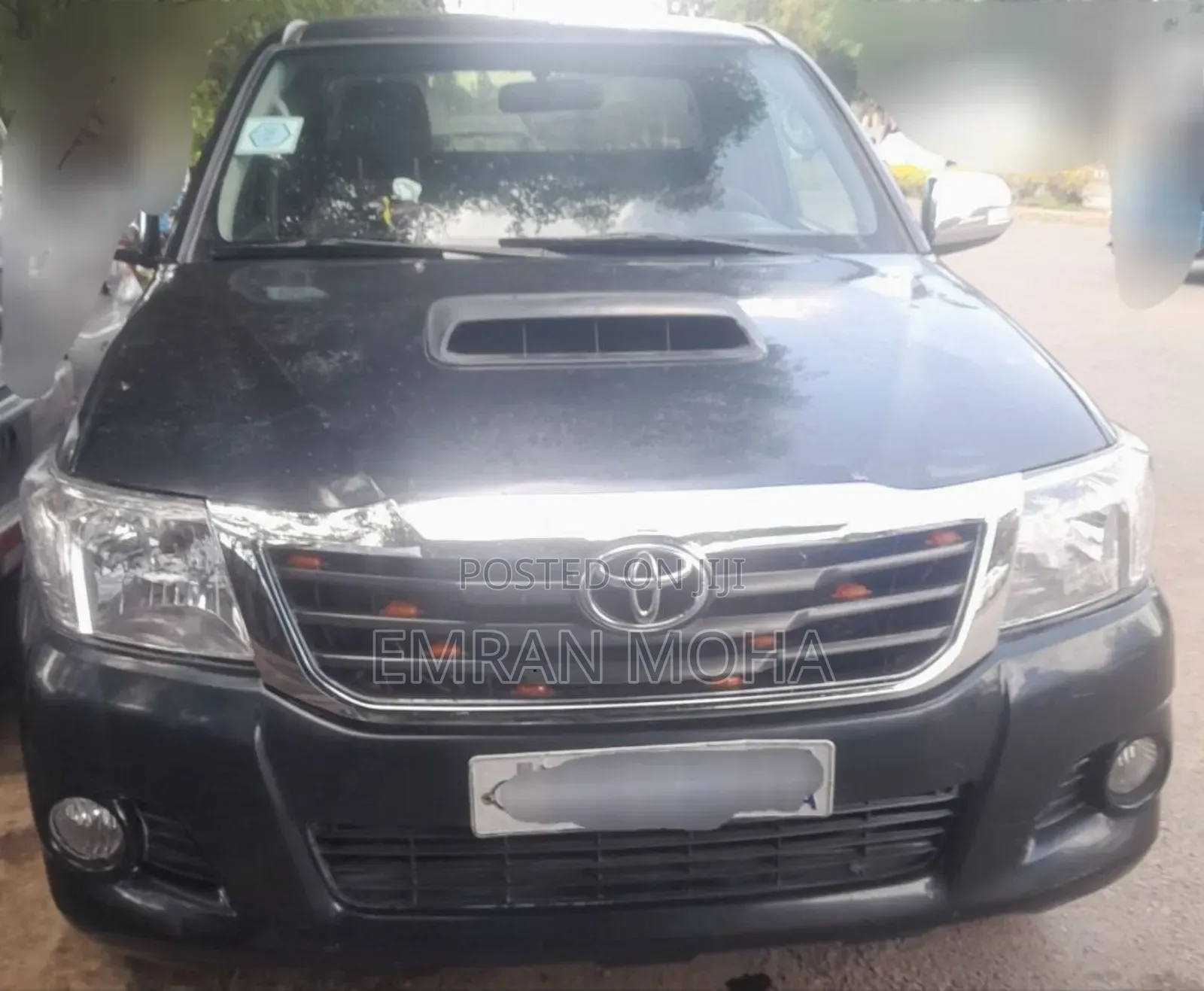 Toyota Hilux 2013 Gray