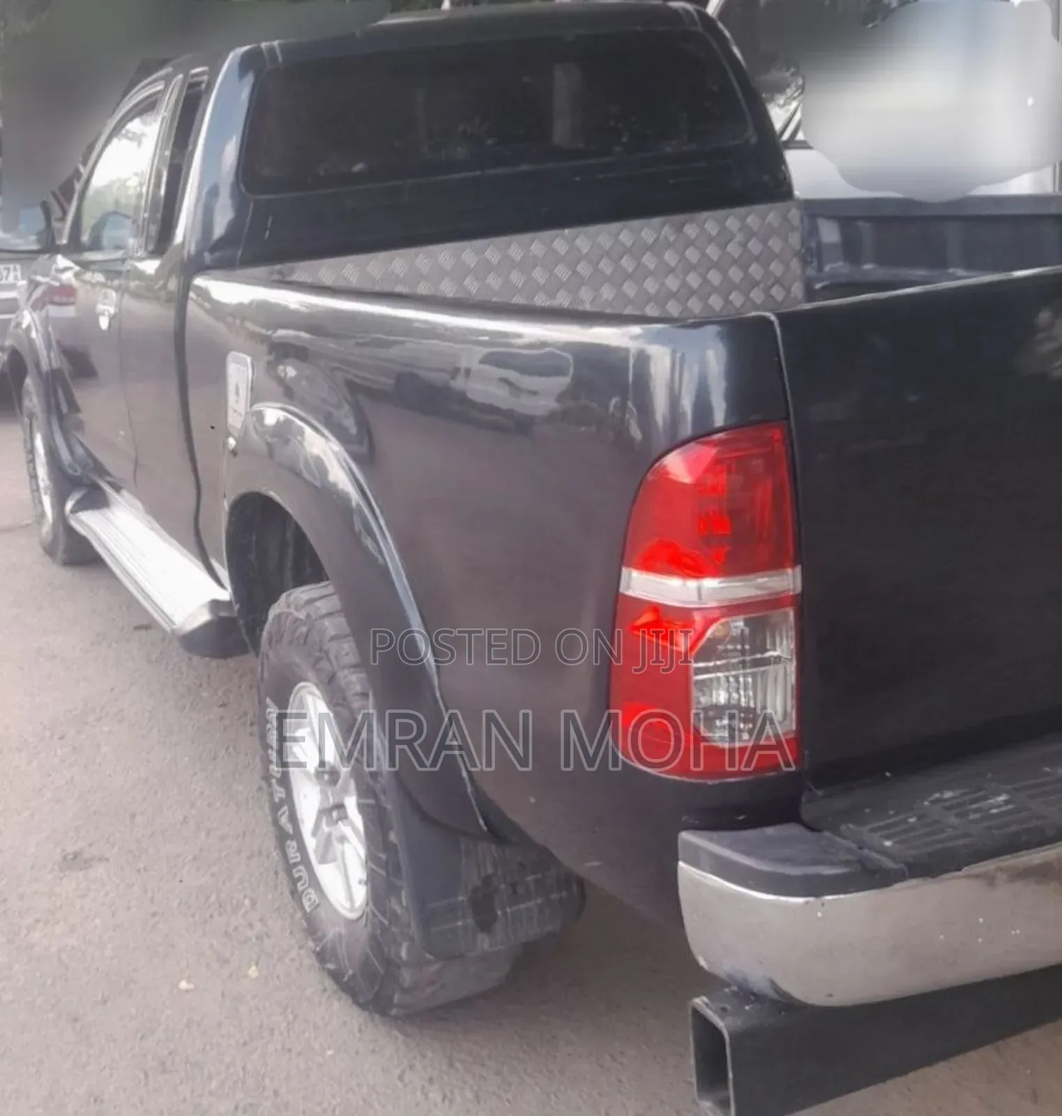 Toyota Hilux 2013 Gray