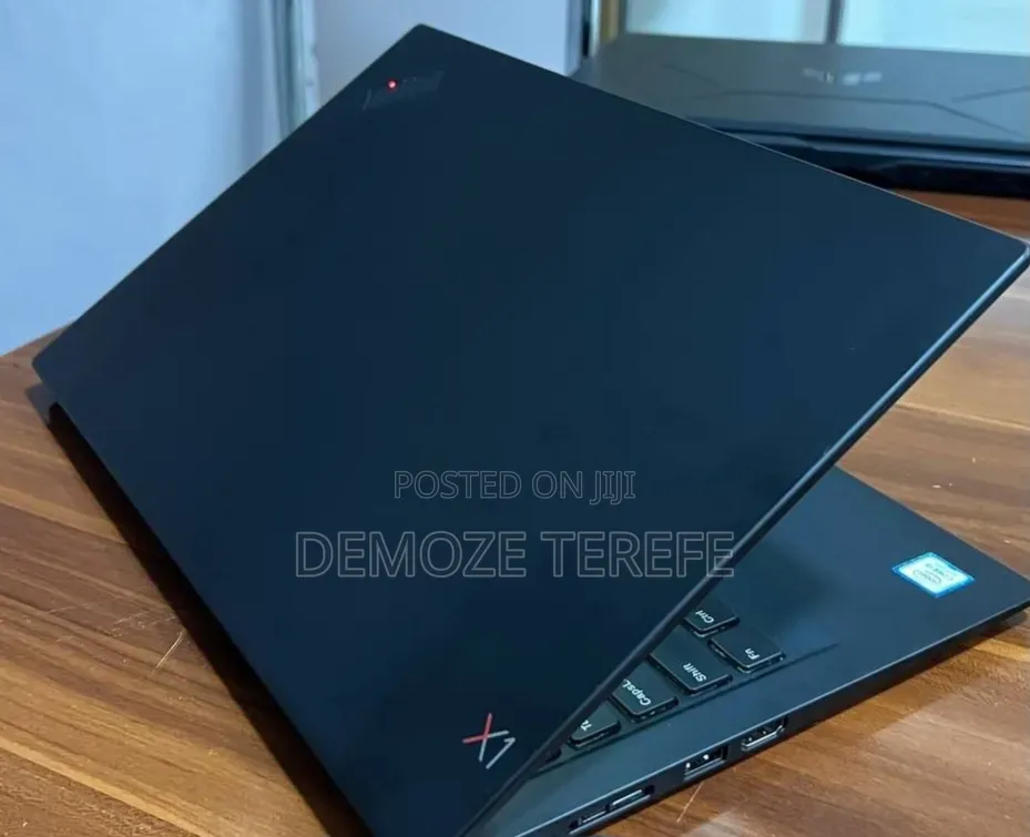 New Laptop Lenovo ThinkPad X1 Carbon 8GB Intel Core i5 SSD 256GB
