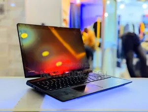 New Laptop Lenovo Legion Y720 8GB Intel Core i7 SSHD+SSD 256GB