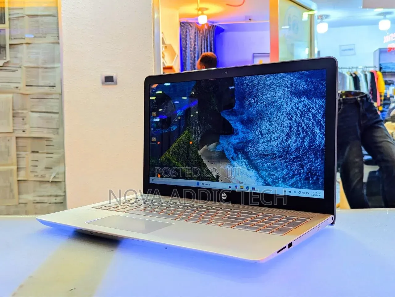 New Laptop HP Pavilion 15 8GB Intel Core i7 HDD 1T