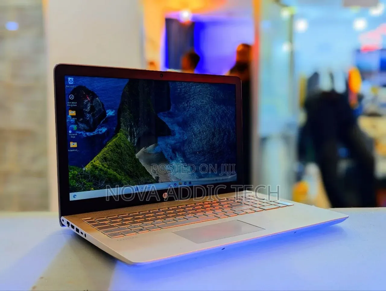 New Laptop HP Pavilion 15 8GB Intel Core i7 HDD 1T