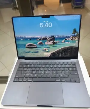 New Laptop Apple MacBook Pro 16GB Apple M5 Pro SSD 512GB