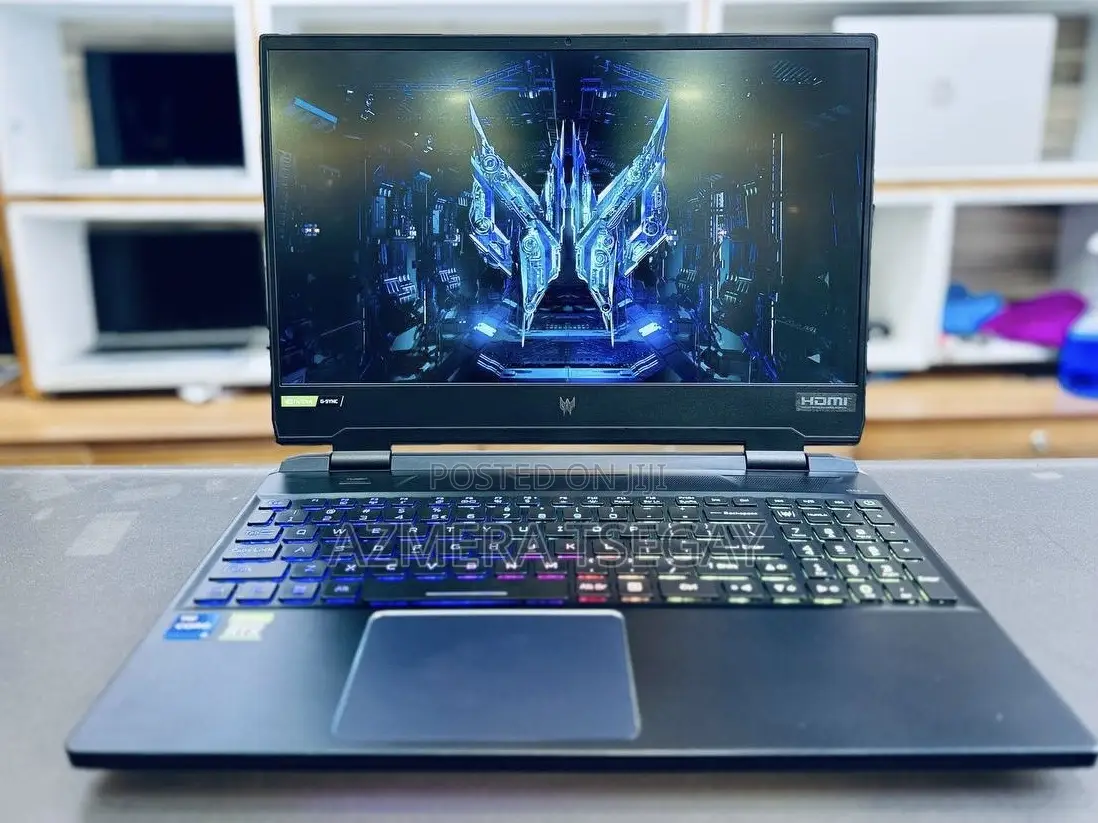 New Laptop Acer Predator Helios 300 16GB Intel Core i9 SSD 512GB