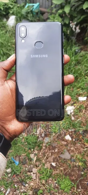 New Samsung Galaxy A10s 32 GB Black