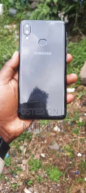 New Samsung Galaxy A10s 32 GB Black