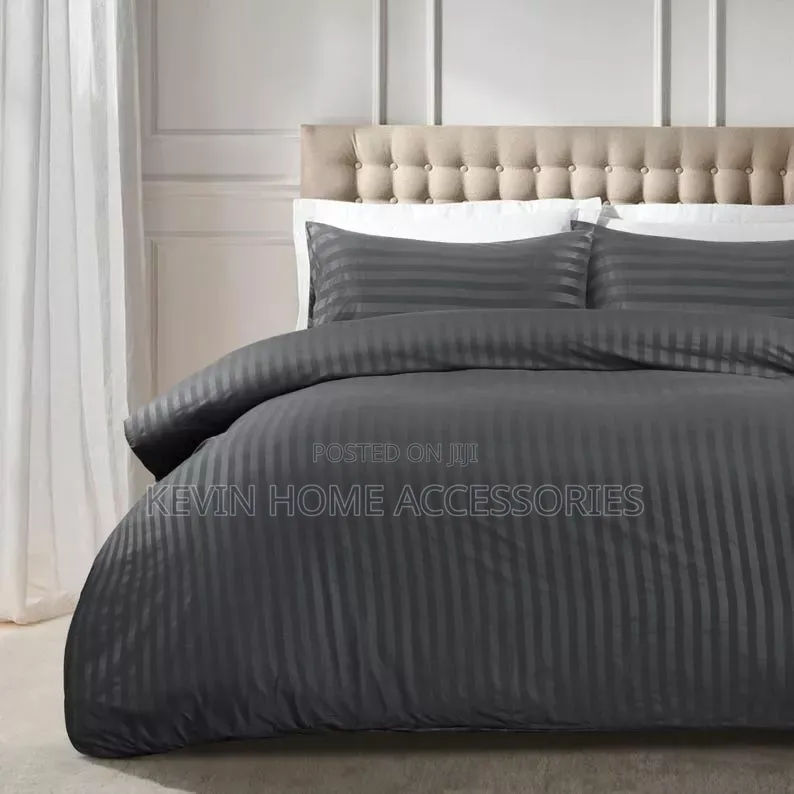 Solid Comforter Trusted by the Biggest Hotels 1000 Thread