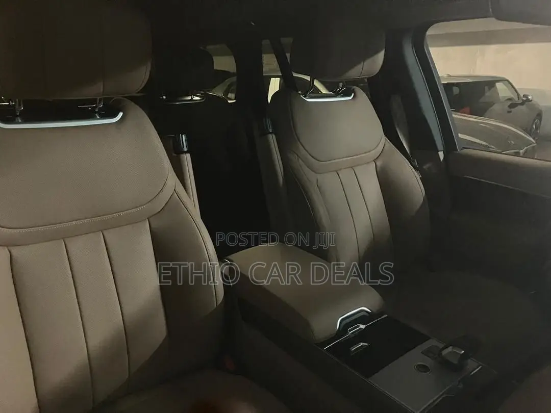 New Land Rover Range Rover P530 Autobiography LWB 2025 Black