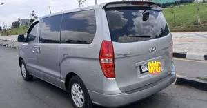 Hyundai H1 2014 Silver