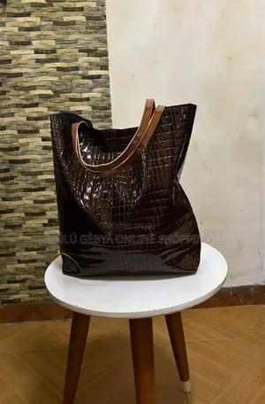 Woman's Shoulder Bag