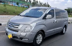 Hyundai H1 2014 Silver