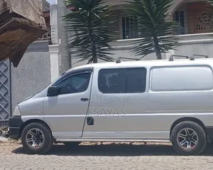 Toyota HiAce 2008 Silver