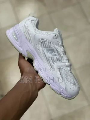New Balance 530: Crisp White Silver