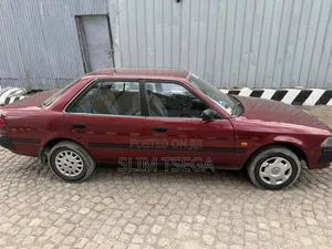Toyota Carina 1996 Red