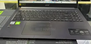 Laptop Acer Aspire 3 8GB Intel Core i7 HDD+SSD 1T