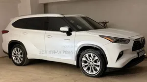 Toyota Highlander Hybrid 2024 White
