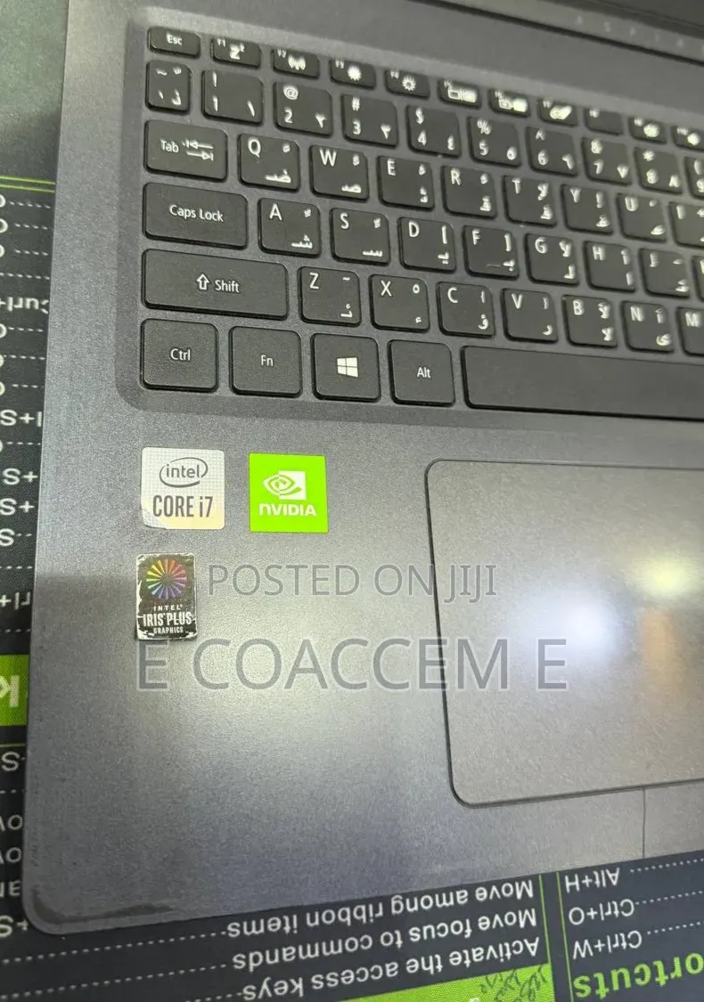 Laptop Acer Aspire 3 8GB Intel Core i7 HDD+SSD 1T
