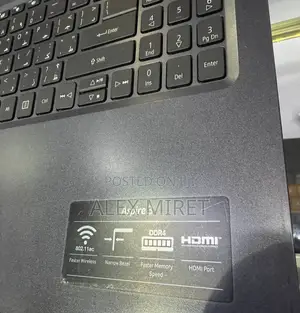 New Laptop Acer Aspire 3 8GB Intel Core i7 SSHD+SSD 256GB