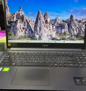 New Laptop Acer Aspire 3 8GB Intel Core i7 HDD+SSD 256GB