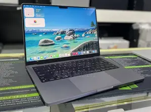 New Laptop Apple MacBook 8GB Apple M3 SSD 512GB