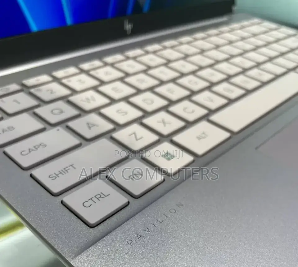 New Laptop HP Pavilion 15 32GB Intel Core Ultra 7 SSD 512GB