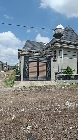 Furnished 5bdrm Villa in Duem, East Shewa for sale