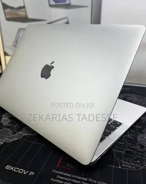 New Laptop Apple MacBook Air 2020 M1 16GB Apple M1 SSD 512GB