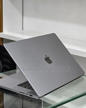New Laptop Apple MacBook Pro 2021 M1 32GB Apple M1 Max SSD 512GB