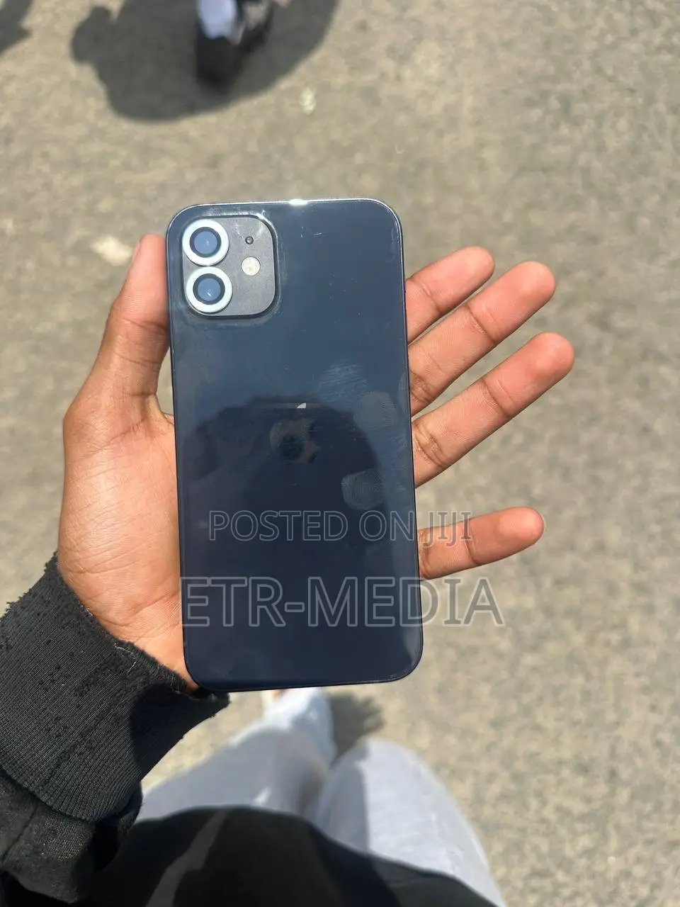 Apple iPhone 12 64 GB Black