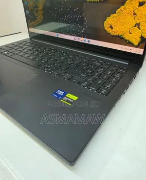 New Laptop Asus VivoBook 15 X505BA 16GB Intel Core i9 SSD 512GB