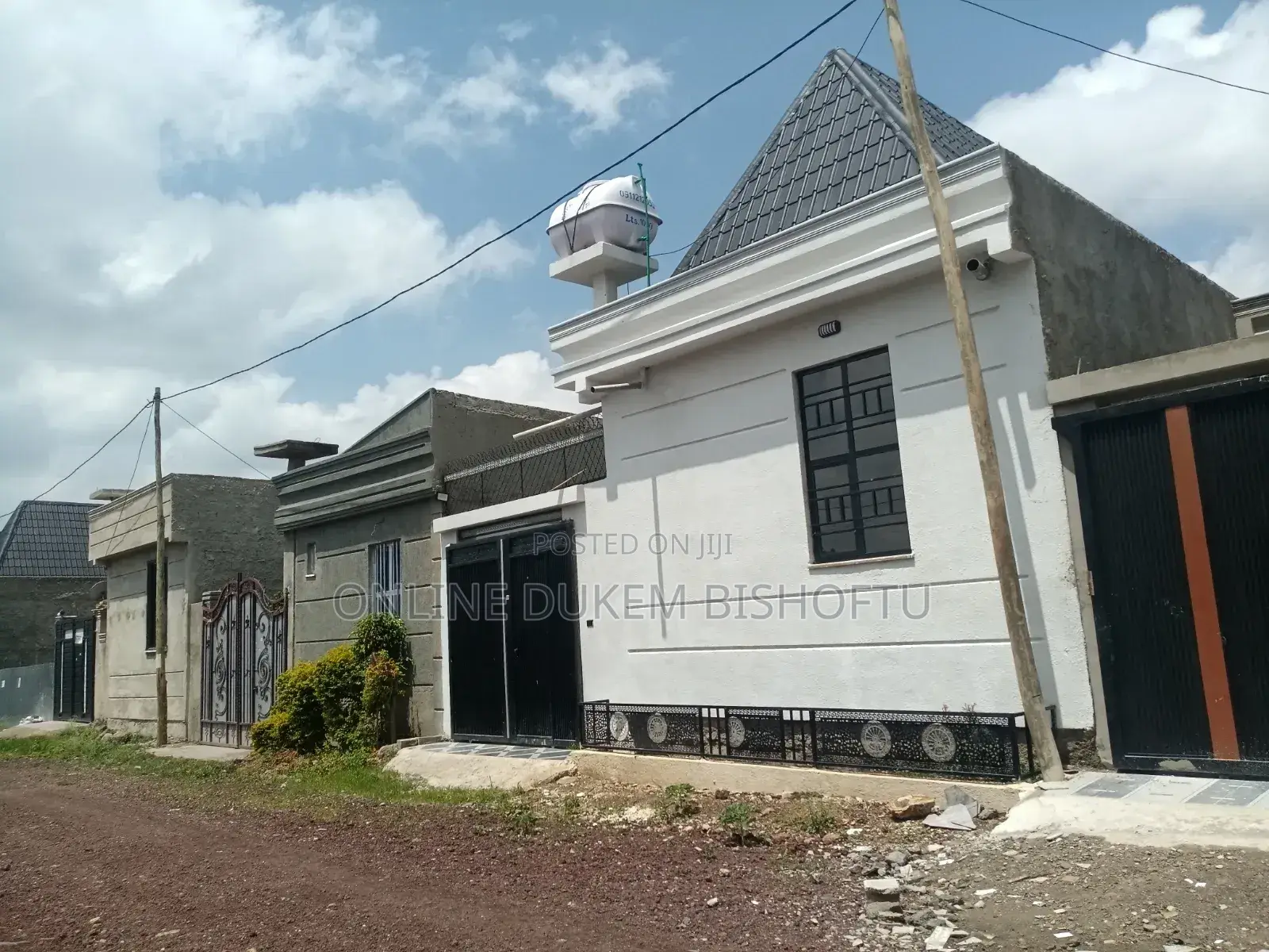 Furnished 8bdrm House in Dukem, East Shewa for sale