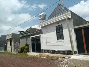 Furnished 8bdrm House in Dukem, East Shewa for sale