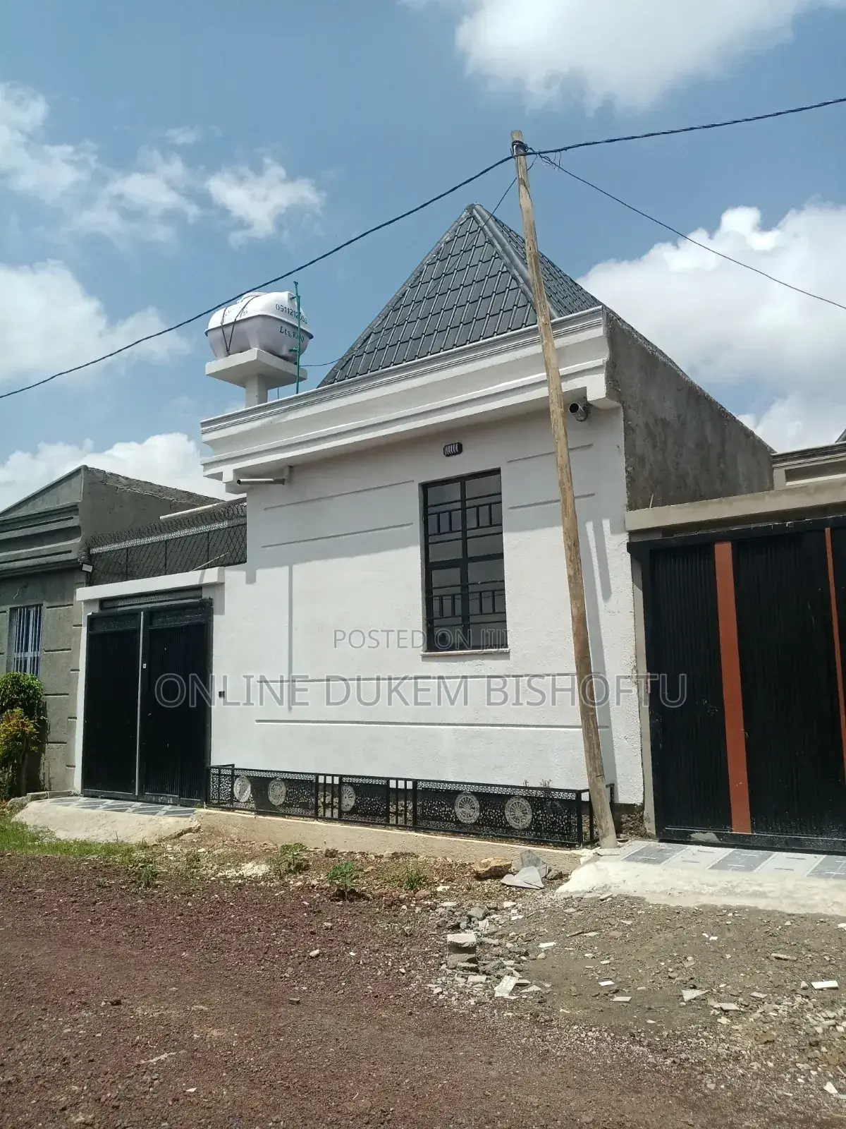 Furnished 8bdrm House in Dukem, East Shewa for sale