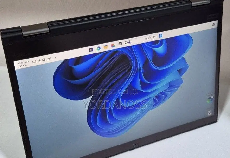 New Laptop Lenovo ThinkPad X390 Yoga 16GB Intel Core i5 SSD 256GB