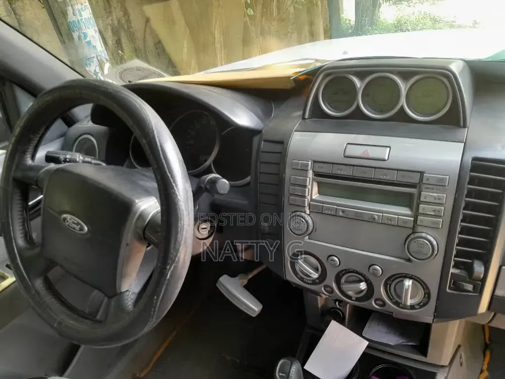 Ford Ranger 2011 White