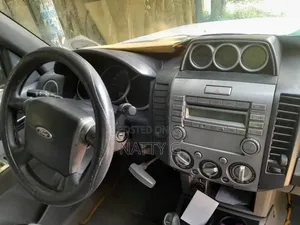 Ford Ranger 2011 White