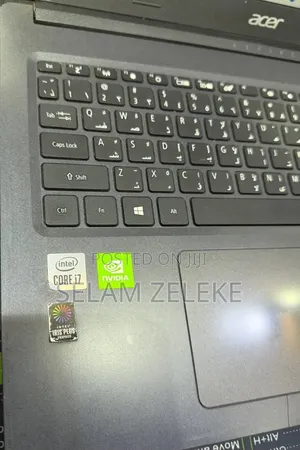 Laptop Acer Aspire 3 8GB Intel Core i7 HDD+SSD 1.5T
