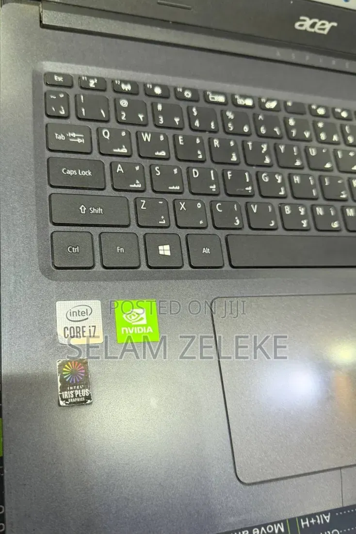 Laptop Acer Aspire 3 8GB Intel Core i7 HDD+SSD 1.5T