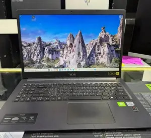 New Laptop Acer Aspire 3 8GB Intel Core i7 SSHD+SSD 256GB