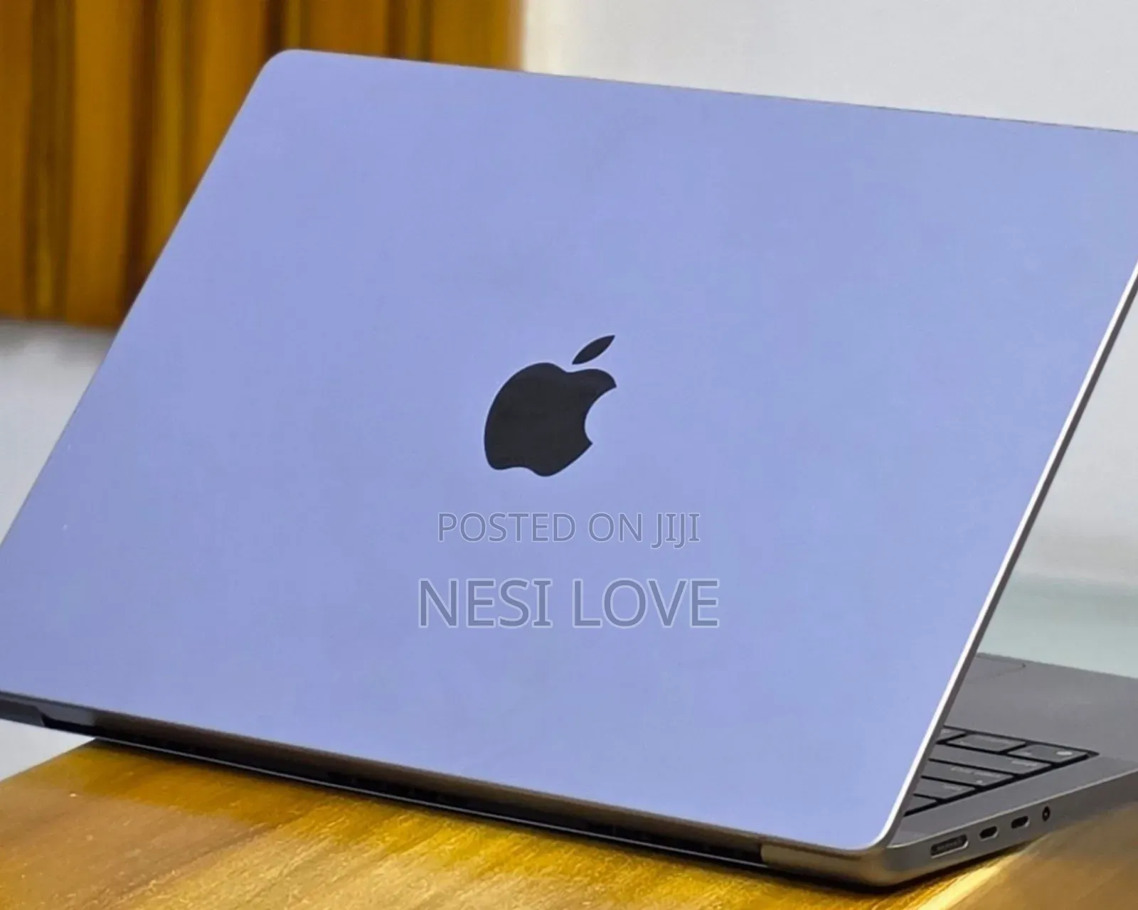 New Laptop Apple MacBook Pro 2020 M1 32GB SSD 512GB