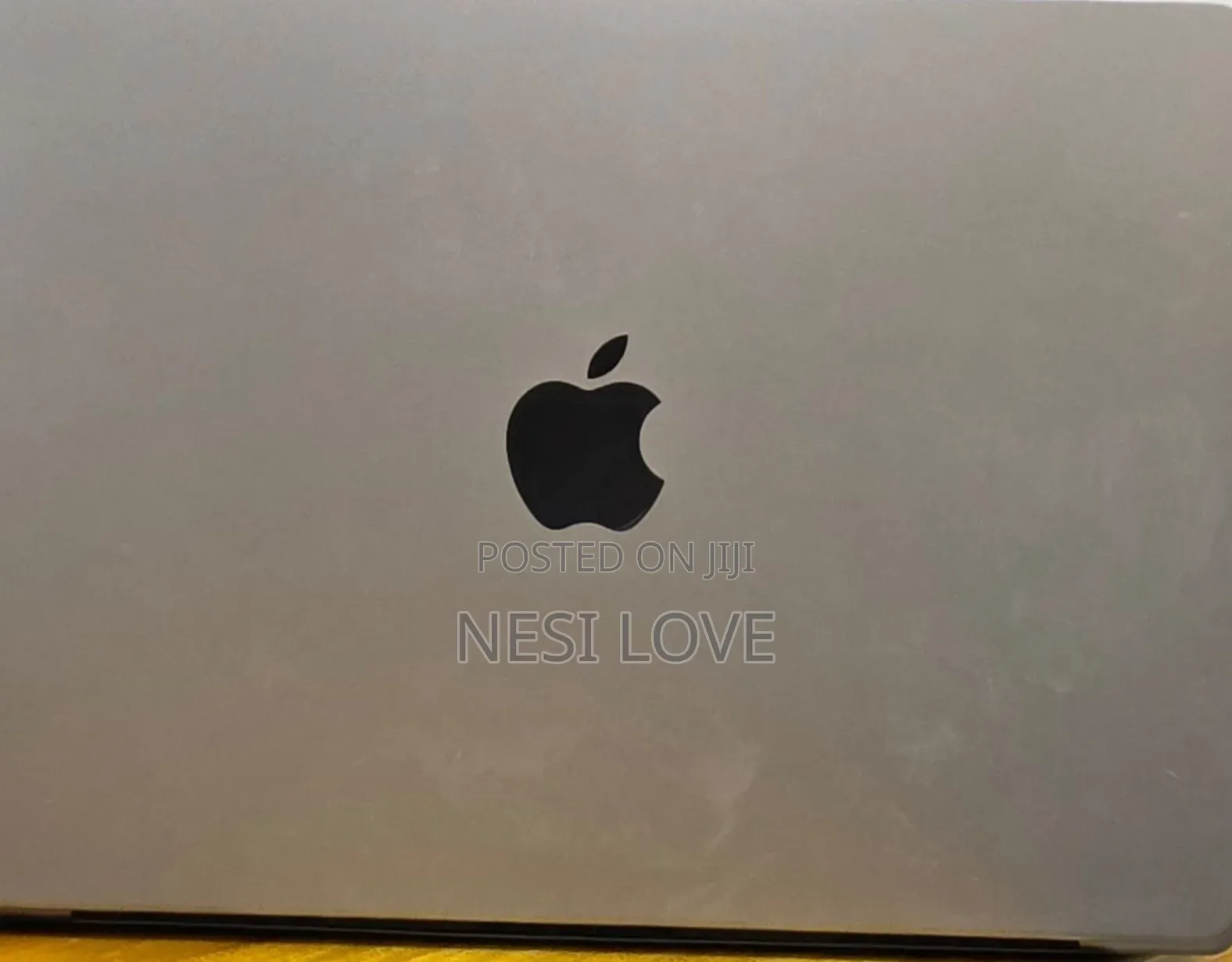 New Laptop Apple MacBook Pro 2020 M1 32GB SSD 512GB