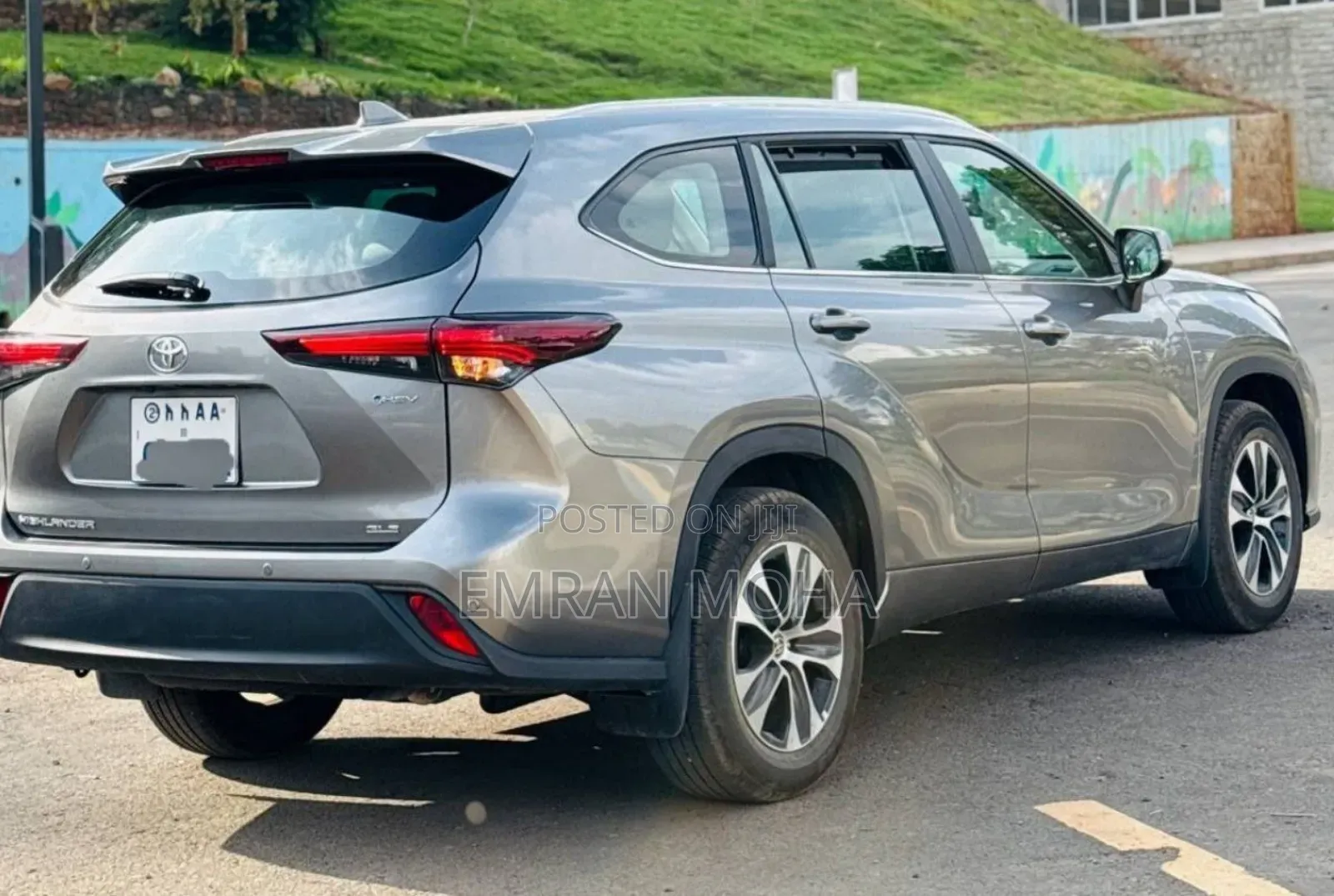 Toyota Highlander Hybrid 2025 Silver