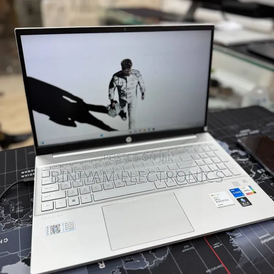 New Laptop HP Pavilion 15 16GB Intel Core i5 SSD 1T