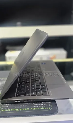 New Laptop HP ZBook 14 16GB Intel Core i7 SSD 512GB
