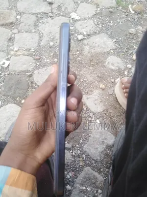 Itel A49 Play 32 GB Black